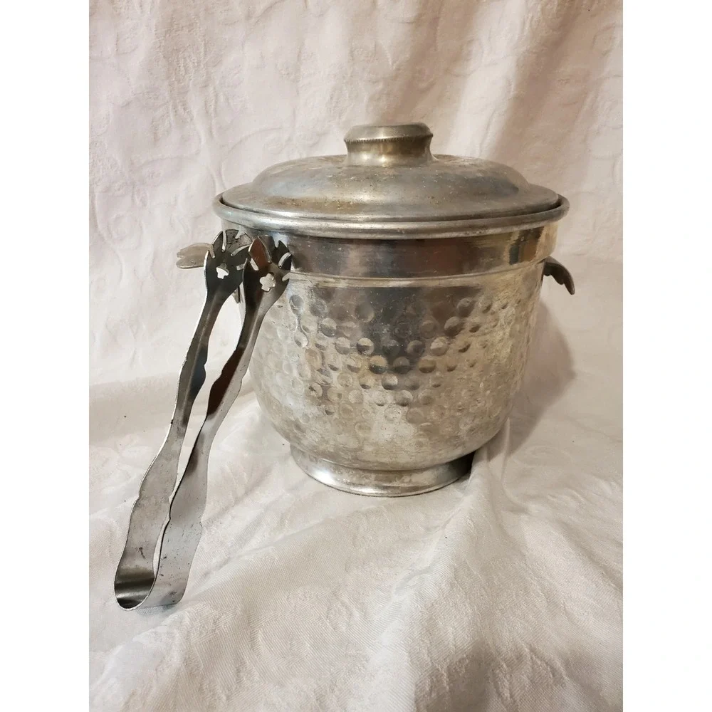 Ice Bucket VINTAGE Nasco Italian stamped on bottom Hammered Aluminum 7.5
